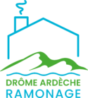 Logo Drôme Ardèche Ramonage (maison avec cheminée, montagnes et rivière)
